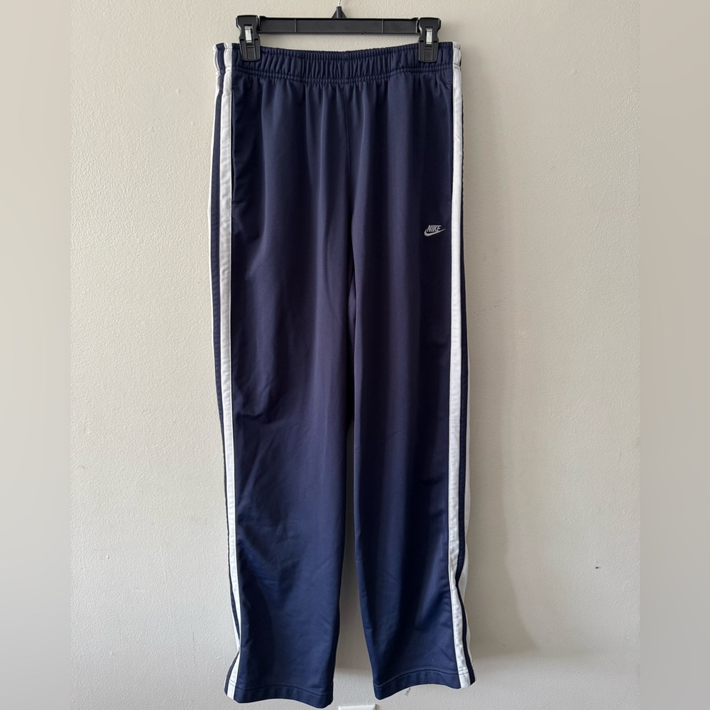 VINTAGE RETRO NAVY BLUE WHITE TRIM NIKE WIDE LEG TRACK PANTS SILVER TAG
